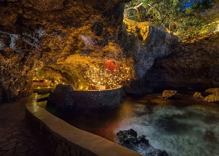 The Caves Hotel Negril